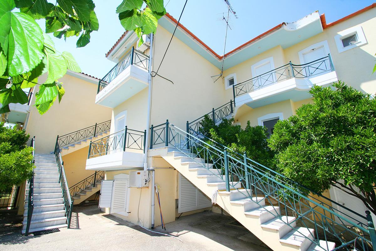 Rooms Sinos Агиокампос Экстерьер фото
